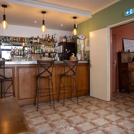 Les Ambassadeurs Logis Et Restaurant Hotel Souillac