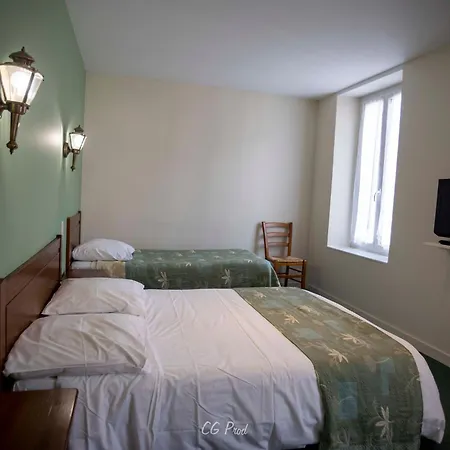 Les Ambassadeurs Logis Et Restaurant Hotel