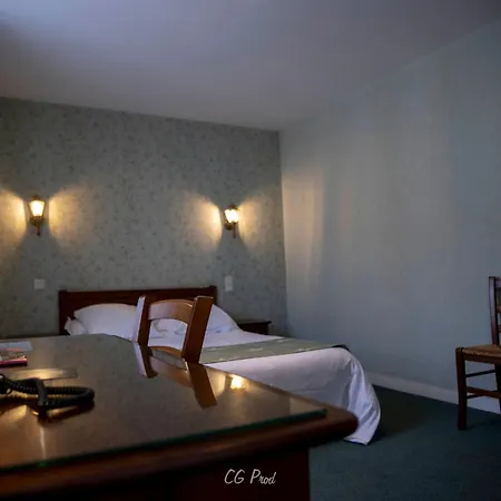 Otel Les Ambassadeurs Logis Et Restaurant