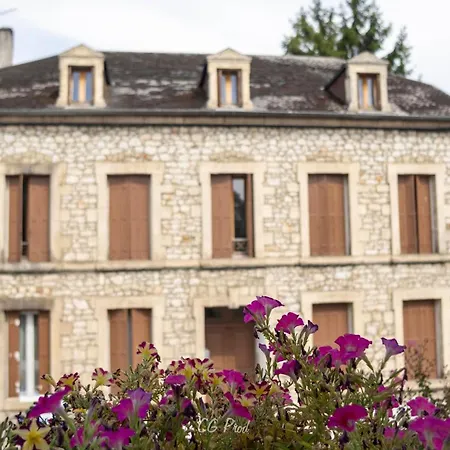 Les Ambassadeurs 3 Etoiles Nouvelles 2026 Logis Суйак