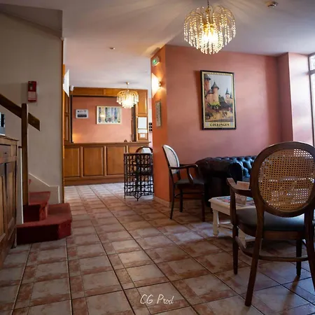 Les Ambassadeurs Logis Et Restaurant 3* Souillac