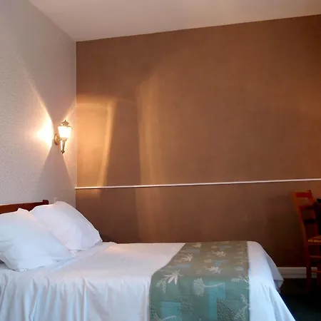 Hotel Les Ambassadeurs 3 Etoiles Nouvelles 2026 Logis Souillac