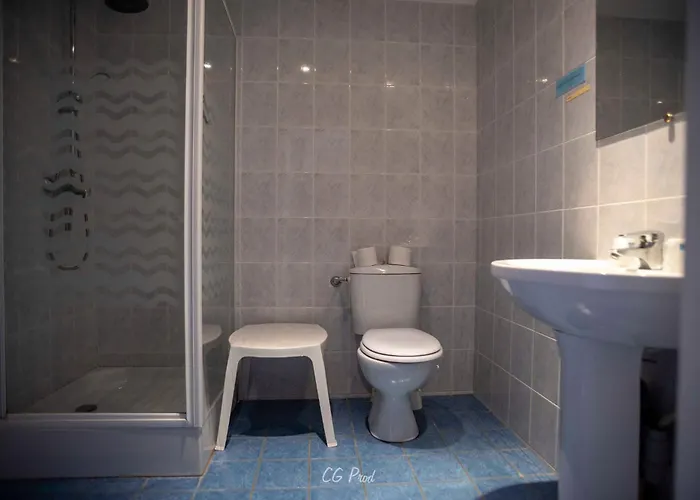 فندق Les Ambassadeurs Hotel 3 Etoiles Nouvelles Chambres 2026 Logis Hotel سويلاك