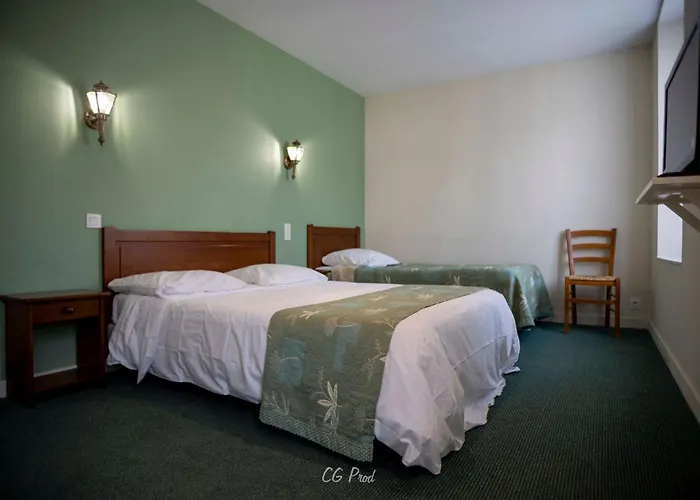 Les Ambassadeurs Hotel 3 Etoiles Nouvelles Chambres 2026 Logis Hotel فندق سويلاك