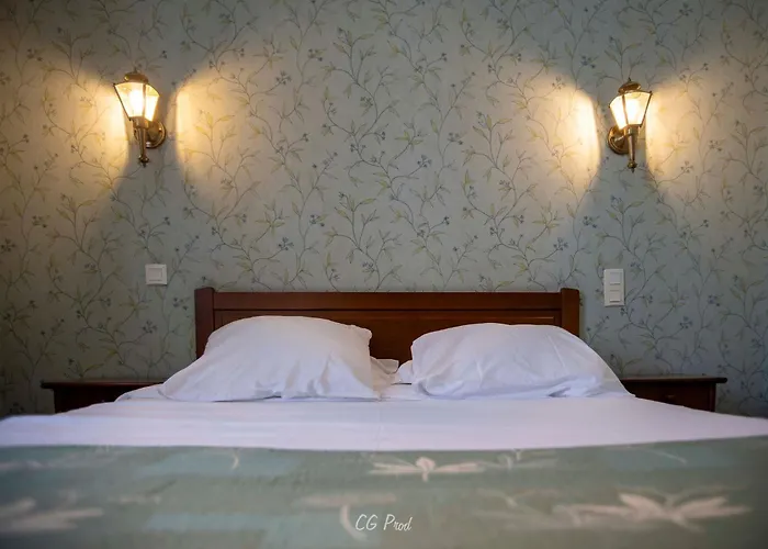 Hotel Les Ambassadeurs 3 Etoiles Nouvelles 2026 Logis Souillac