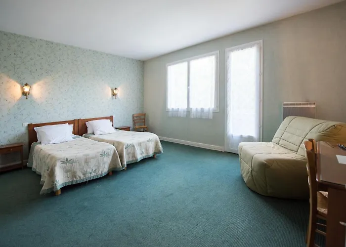 Les Ambassadeurs 3 Etoiles Nouvelles 2026 Logis Souillac